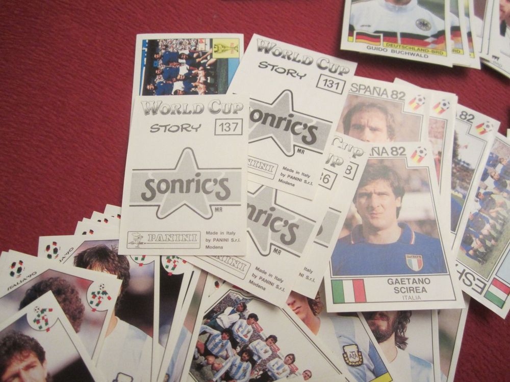 Panini Cartes à collectionner: Fussball Panini WM Sticker Sammlung 70er/80er Jahre – D'occasion à Volketswil par nemo2000 4
