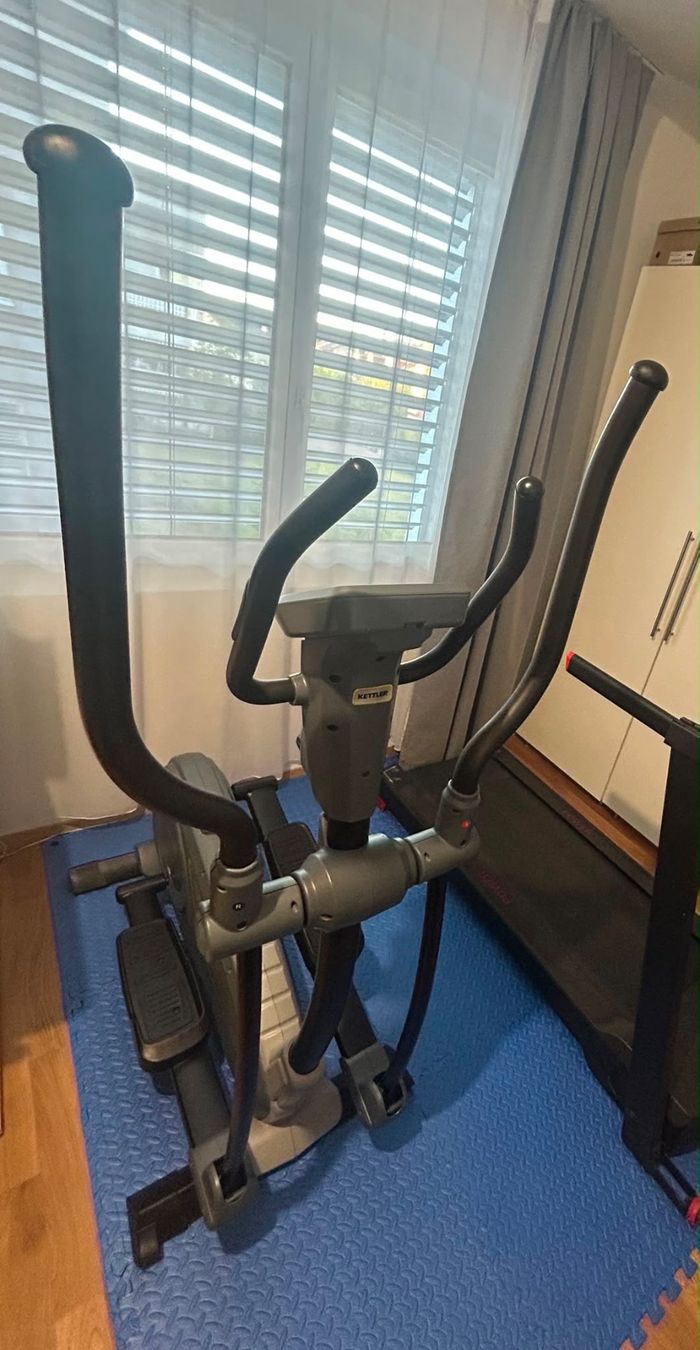 Kettler Vélos d'appartement: Kettler Axos Crosstrainer – D'occasion à Winterthur par BentheDoc 2