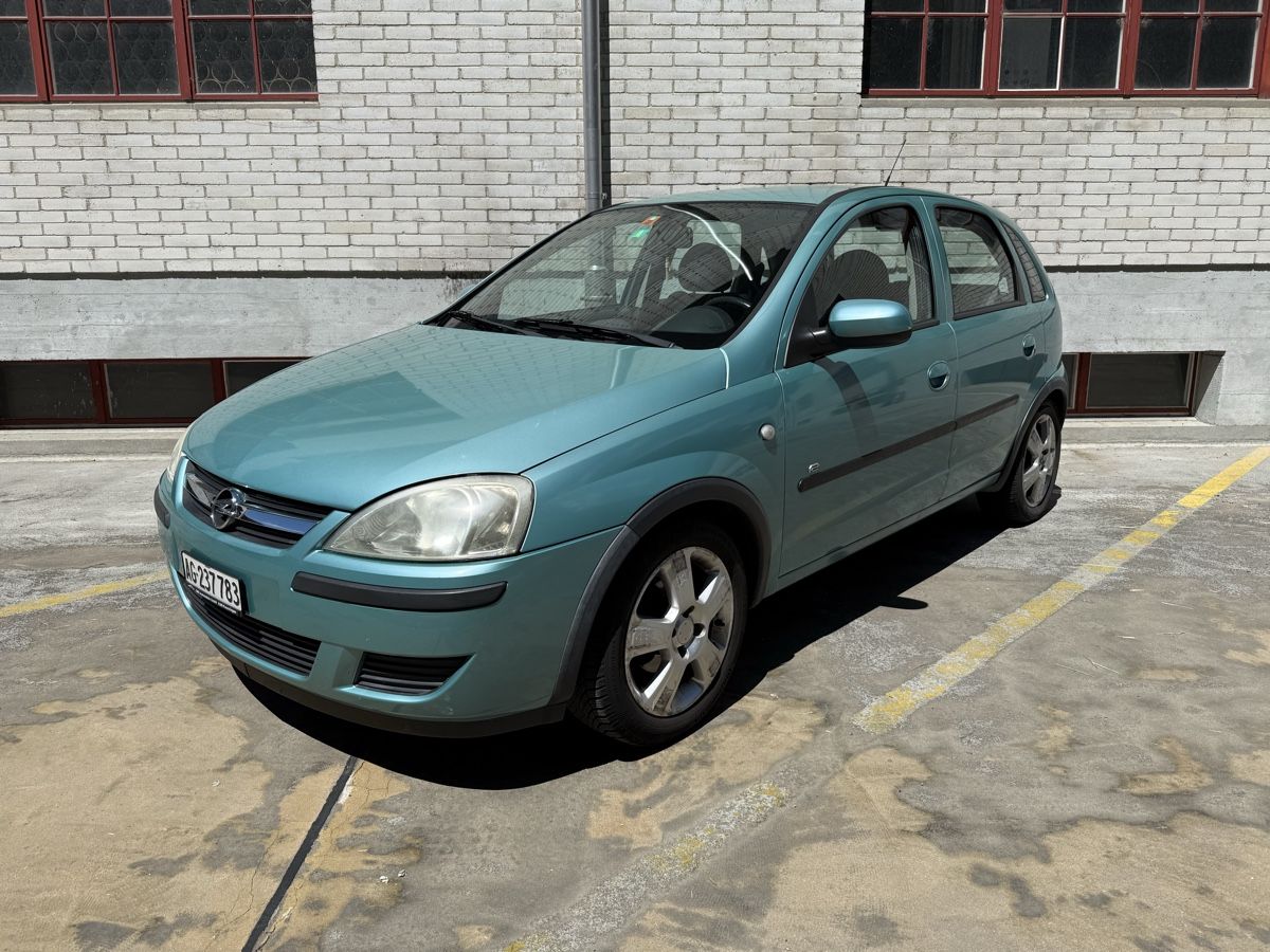 Opel Automobili: Opel Corsa  2004  ca. 150000 km ab Platz – Usato da Zofingen venduto da A.Lukic 1