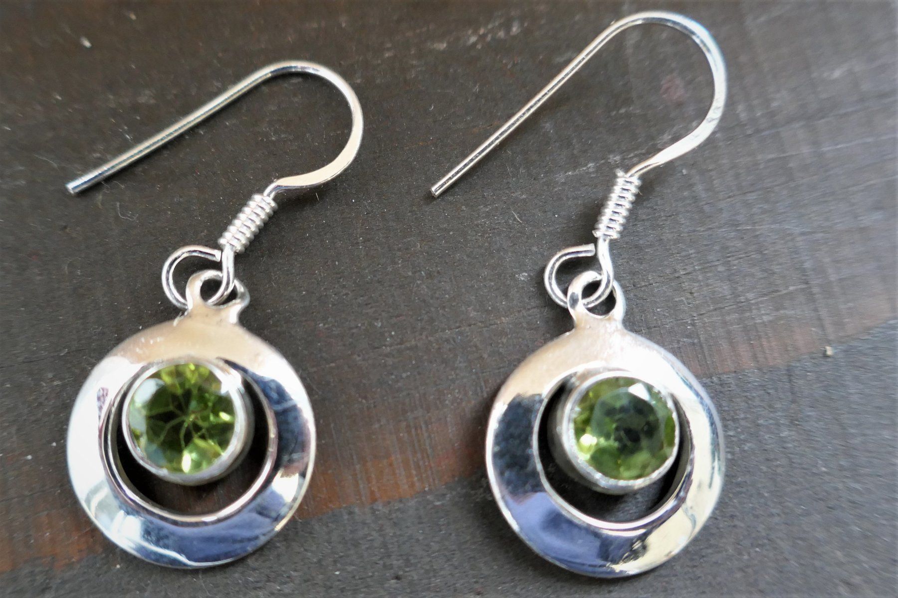 Orecchini pendenti & Orecchini a lobo: Ohrhänger in Silber mit Peridot – Nuovo (secondo la descrizione) da Arboldswil venduto da estrella925