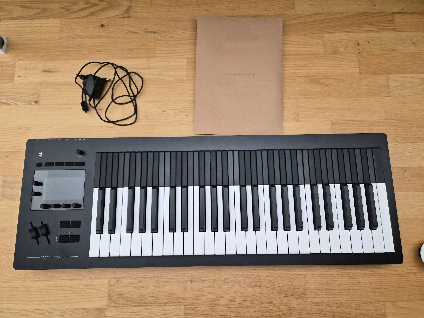 Strumenti musicali: Expressive E Osmose Synthesizer – Nuovo (secondo la descrizione) da Dottikon venduto da Egofall