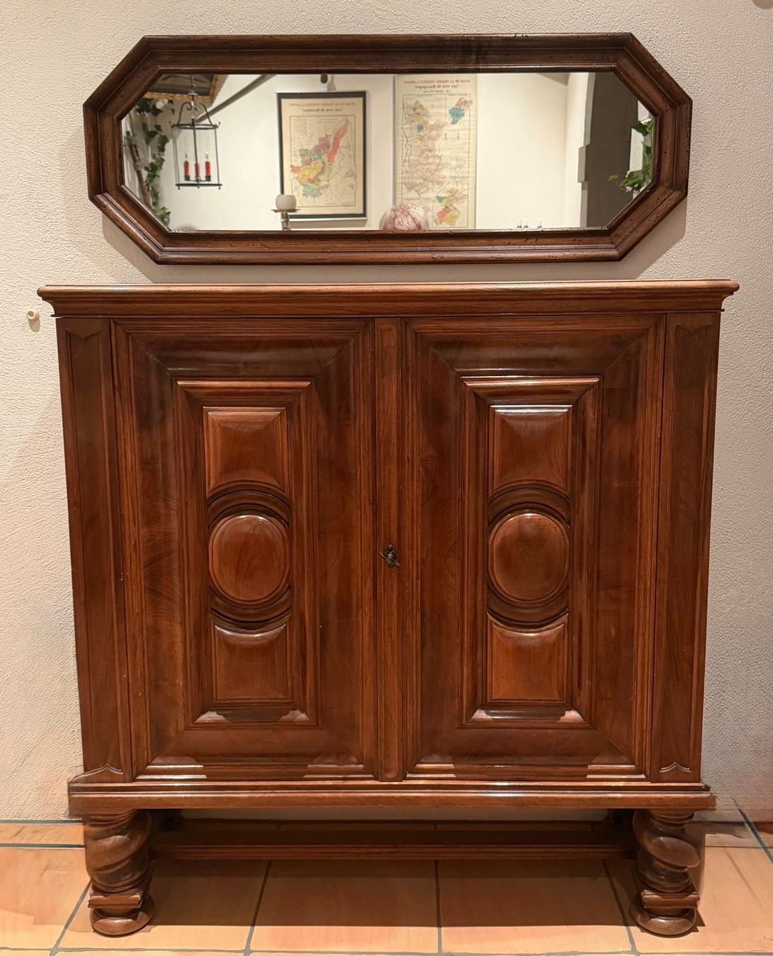Cassettiere: Antiker barocker Halbschrank & barocker 8-Eck Spiegel – Usato da Gebertingen venduto da redeal 1