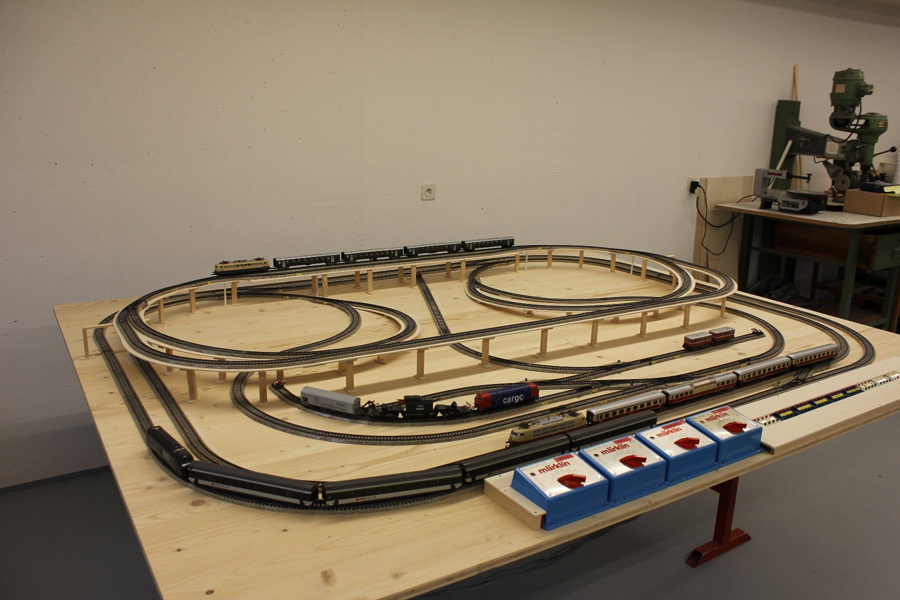 Märklin Modellini di ferrovie: Modeleisenbahn Märklin – Usato da Mettmenstetten venduto da Pfupfi04 2