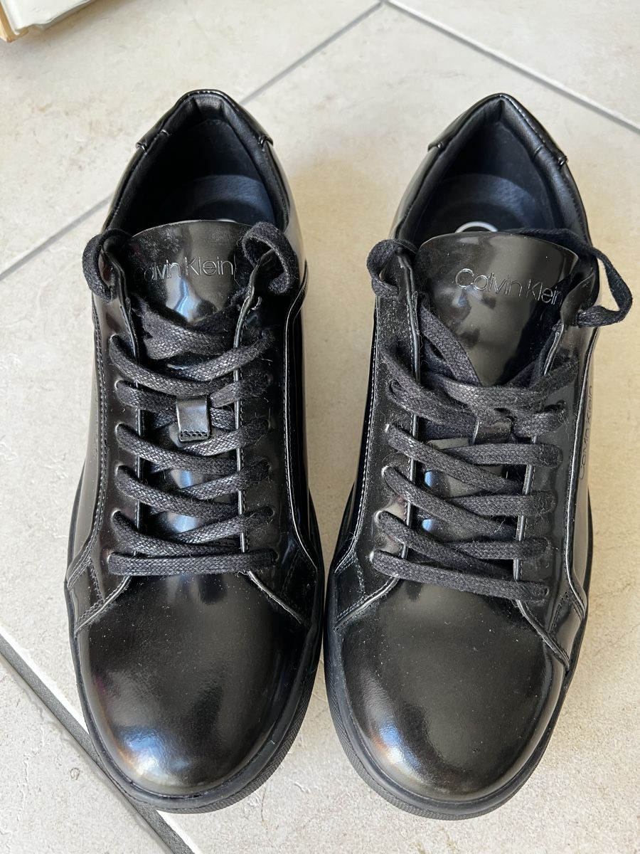 Calvin Klein Herrenschuhe: Calvin Klein Sneaker schwarz Gr. 40 Leder – Neu (gemäss Beschreibung) aus Niederwangen BE von KFI