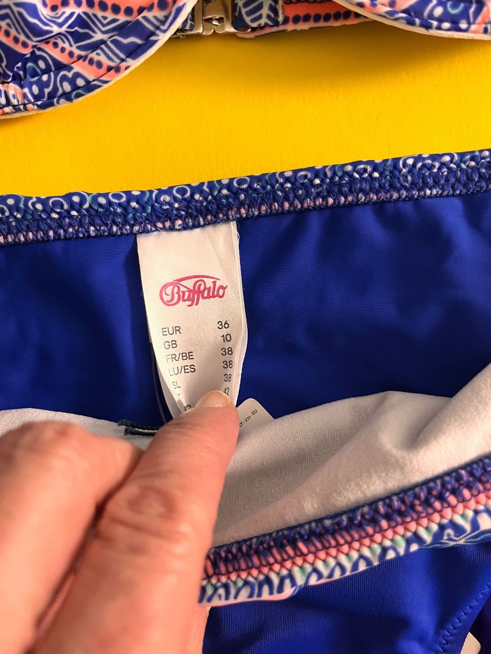Buffalo Badekleider & Bikinis: BUFFALO, Bikini, Grösse 36B, Farbe Blau gemustert – Neu und originalverpackt aus Rudolfstetten von gst_g7xl 1