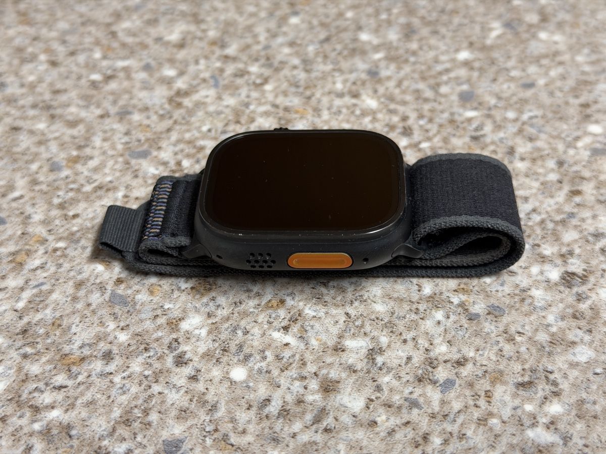 Apple Smartwatch: Watch Ultra 2 Black – Usato da Oberwangen b. Bern venduto da tuning1998 2