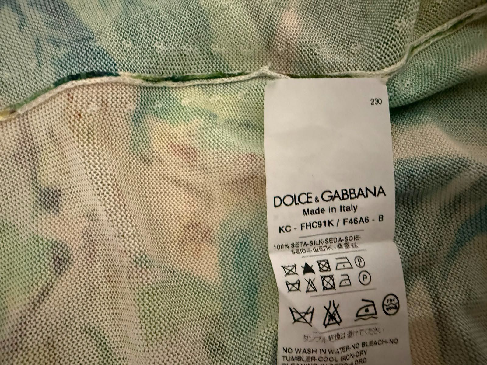 Dolce & Gabbana Pulls & Sweat-shirts: Dolce&Gabbana 100% Silk Cardigan – D'occasion à Schattdorf par Remligand 6