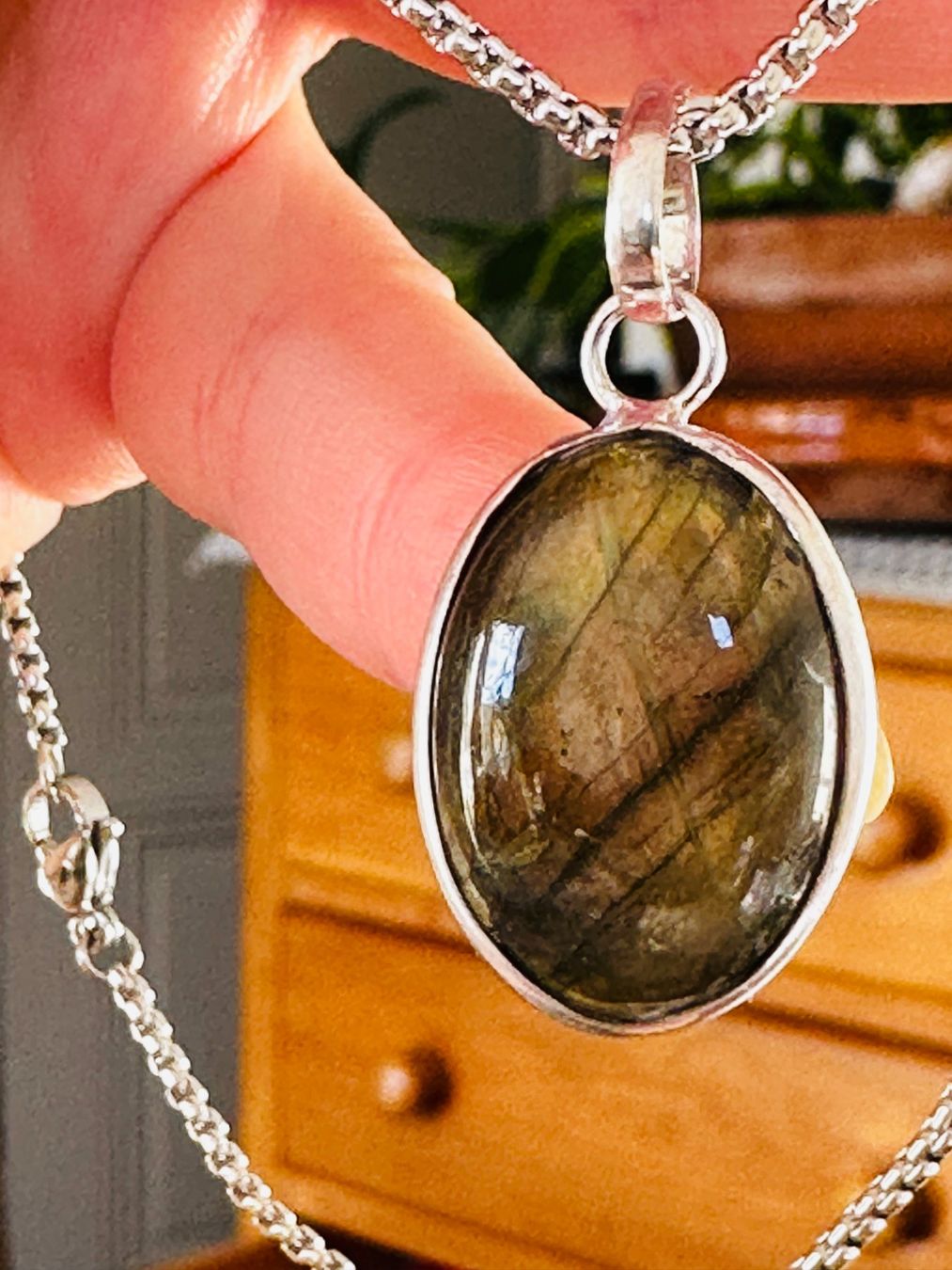Catenine: Labradorite Gemstone Handmade Jewelry necklace – Nuovo e nell'imballaggio originale da Genève venduto da AGBERG