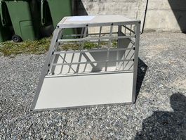 Hundetransportbox Aluminium für Auto gebraucht guter Zustand