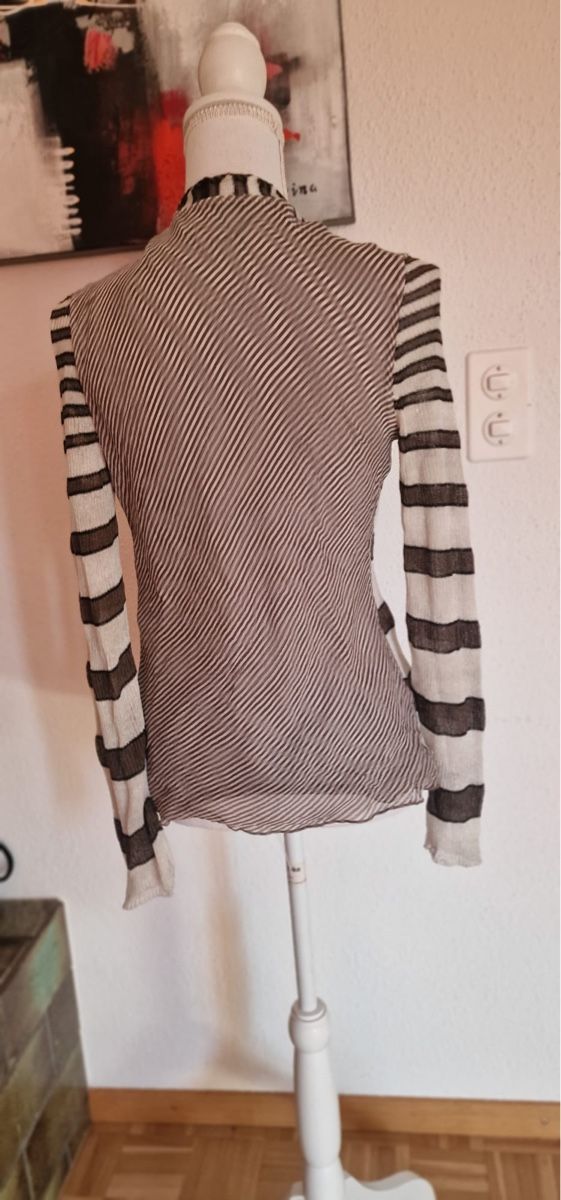 Marc Cain Jacken: Marc Cain Cardigan, gestreift, Gr. S – Gebraucht aus St. Gallen von mania03 1