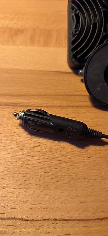 Lampen: Magnet LED Lampe  Zigarettenanzünder – Gebraucht aus Beckenried von den_cl7n 2