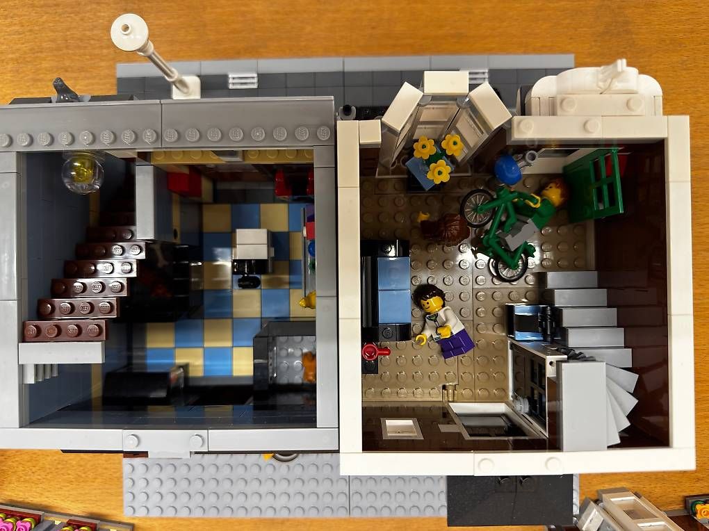 Lego Kit di costruzioni: Lego Creator 10218 Pet Shop – Usato da Weiach venduto da Stevo_Levo 4