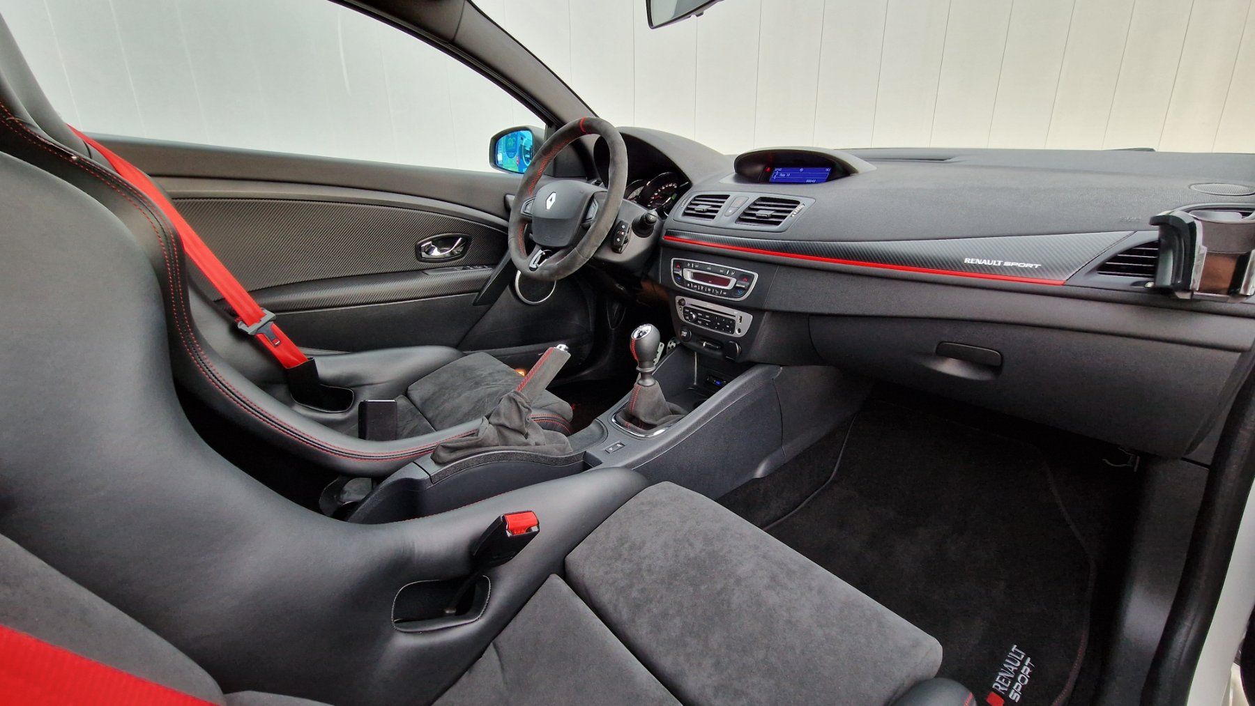 Renault Automobili: Renault Megane RS 275 Trophy-R – Usato da Versoix venduto da Bimmer21 7