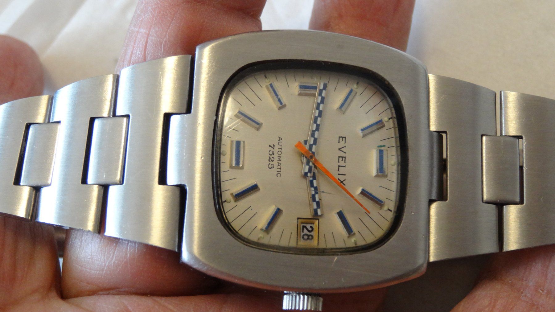 Orologi: EVELIX HERREN UHR.AUTOMATIC.DATE.LÄÜFT--35X36MM – Usato da zürich venduto da ahmad01