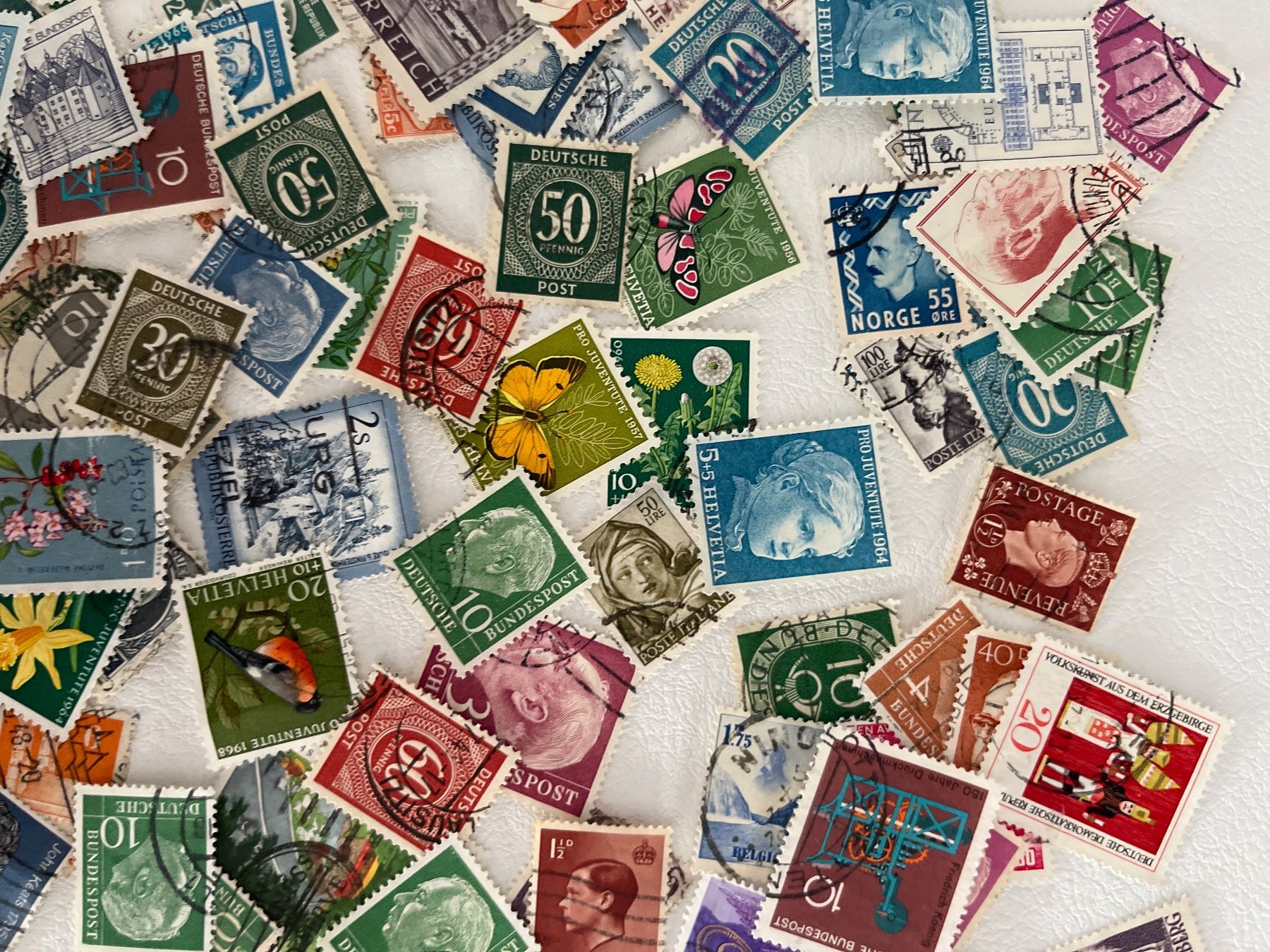 Tutti i francobolli: Lot 12: Lot mit Mix Briefmarke – Usato da Chiasso venduto da AzenYa 4
