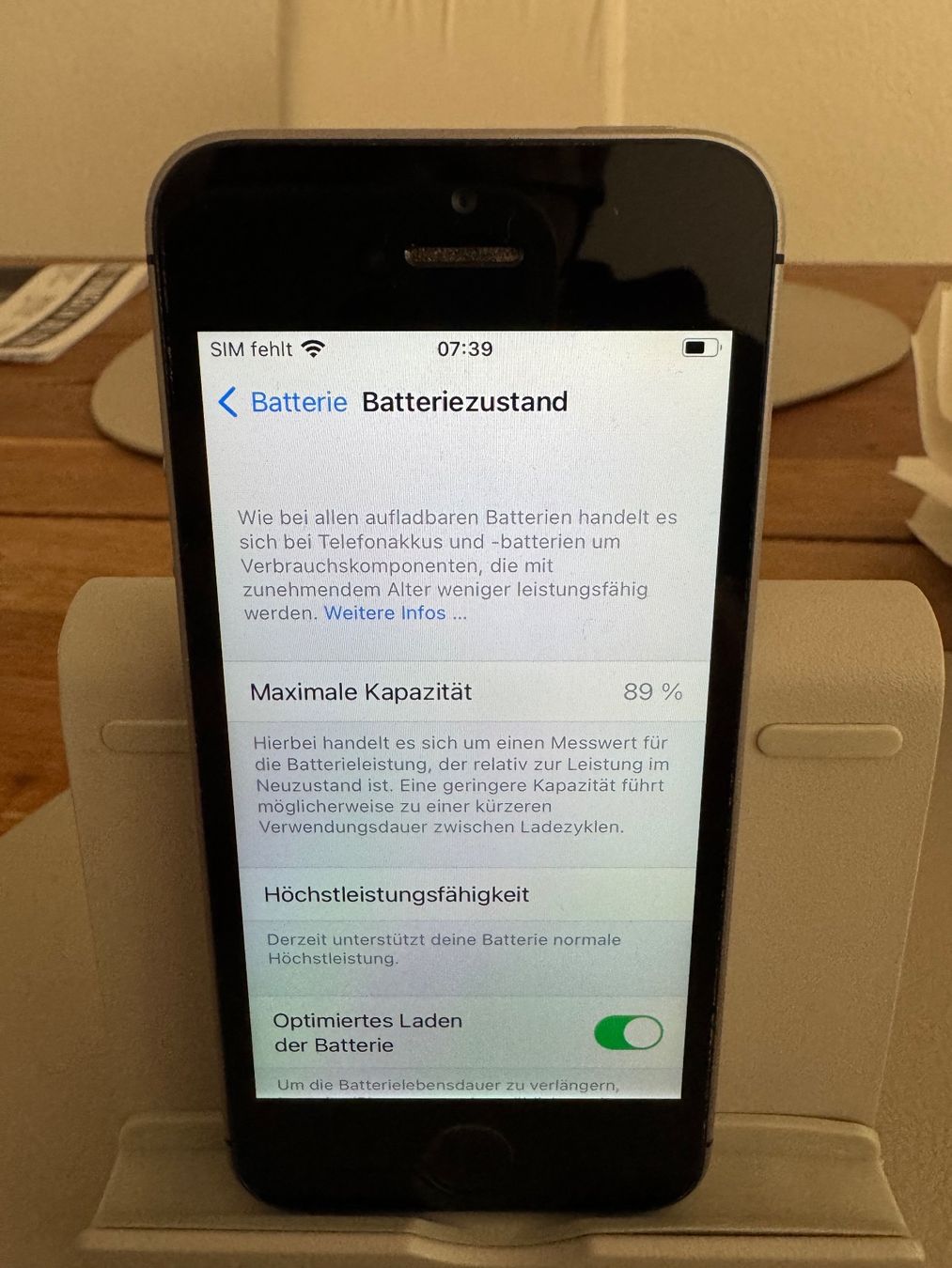 Apple Telefoni cellulari / Smartphones: iPhone SE – Usato da Adliswil venduto da Busys 2