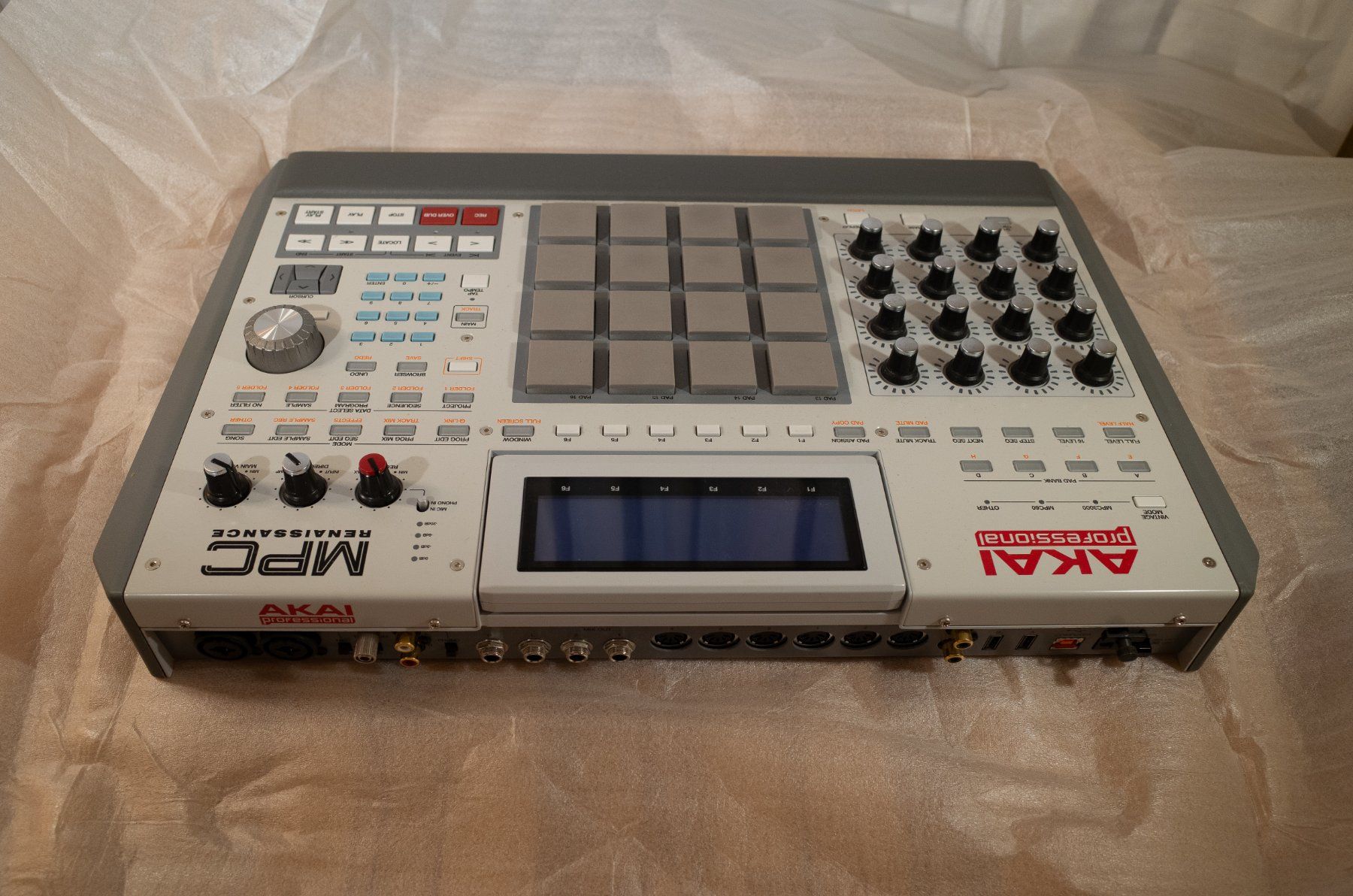 Akai Strumenti musicali: Akai MPC Renaissance – Usato da Wädenswil venduto da SO2 2