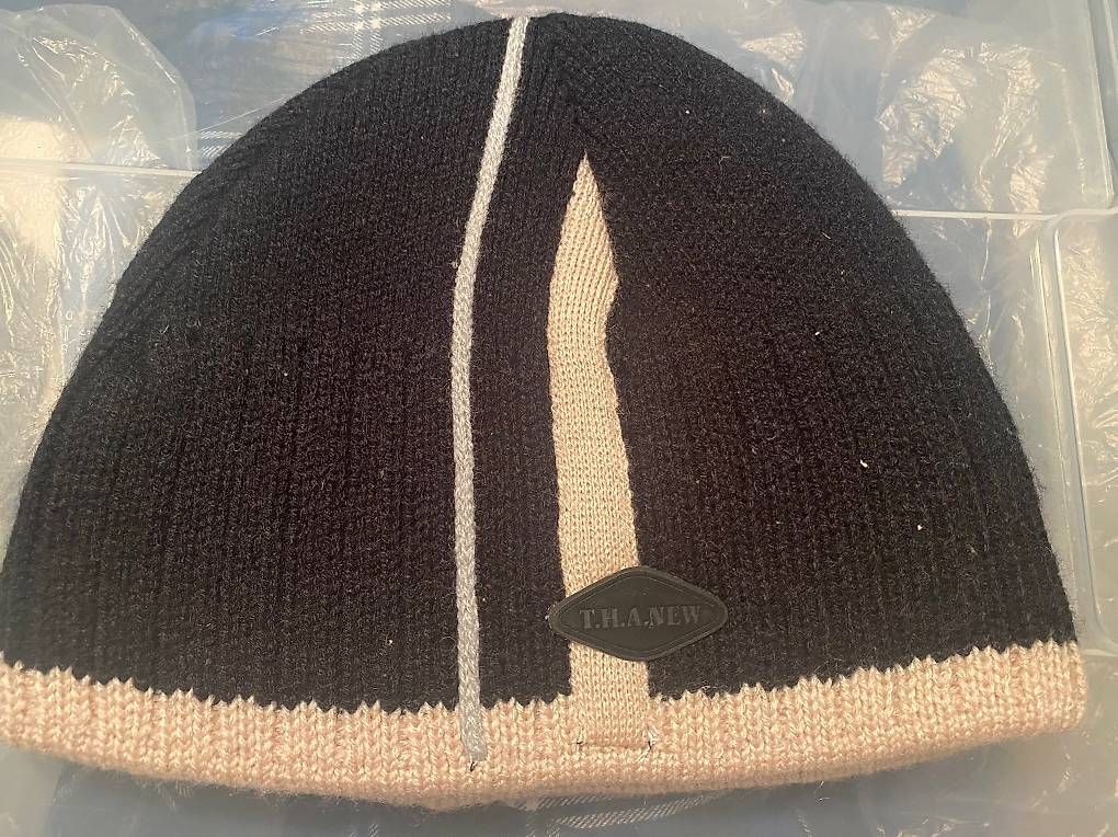 Chapeaux, bonnets & casquettes: Wintermütze – D'occasion à Walchwil par AlonsoXXX