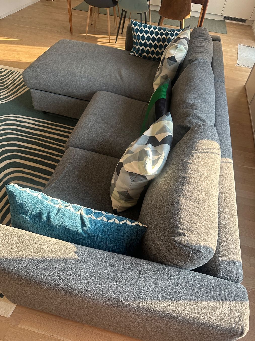 Ikea Divani: Gratis Ecksofa grau Stoff mit Chaiselongue Gebraucht – Usato da Zürich venduto da nor_h7t9 5