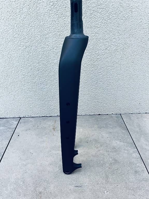 Pièces détachées: Fourche Rigide Scott Scale – D'occasion à Villarbeney par Purit0 3