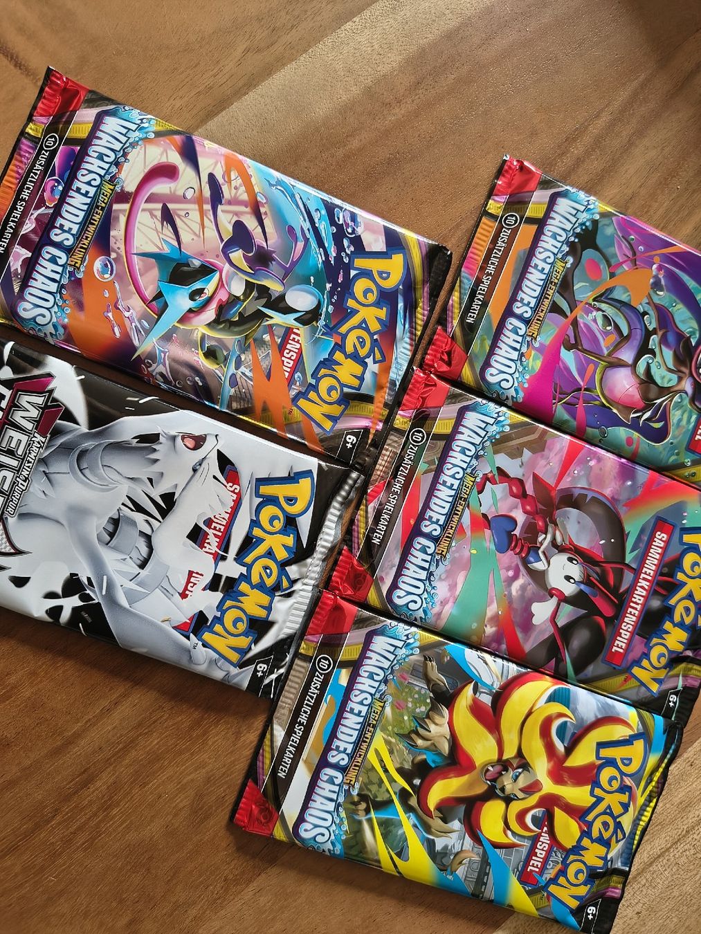 Giochi: 5 Pokémon Booster Packs DE – Nuovo e nell'imballaggio originale da Hausen AG venduto da Land.Ei 1