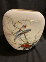Exquisite Porzellan-Vase mit Vogelmotiv - Ein Hauch Frühling