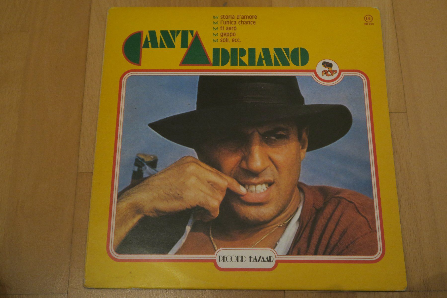 Dischi in vinile: Adriano Celentano – Cantadriano – Usato da Thun venduto da Karibu70