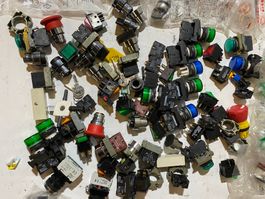 Taster Kontaktelemente Schalter LED NotAus Lampe Schlüssel