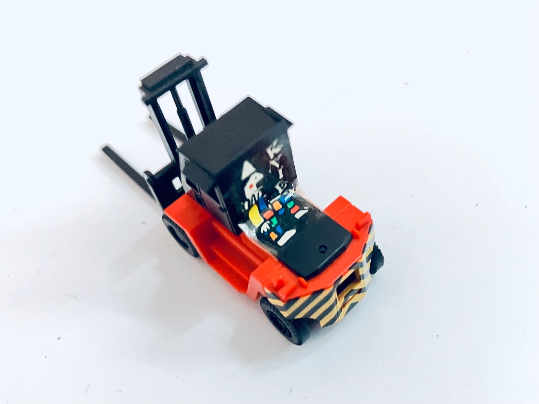 Modellini di ferrovie: KNIE Gabelstapler Model 1:150 Spur N #720 – Nuovo e nell'imballaggio originale da Oberbuchsiten venduto da Orsetto24