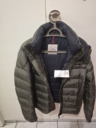 Moncler Winterjacke Gr. M - Wie neu