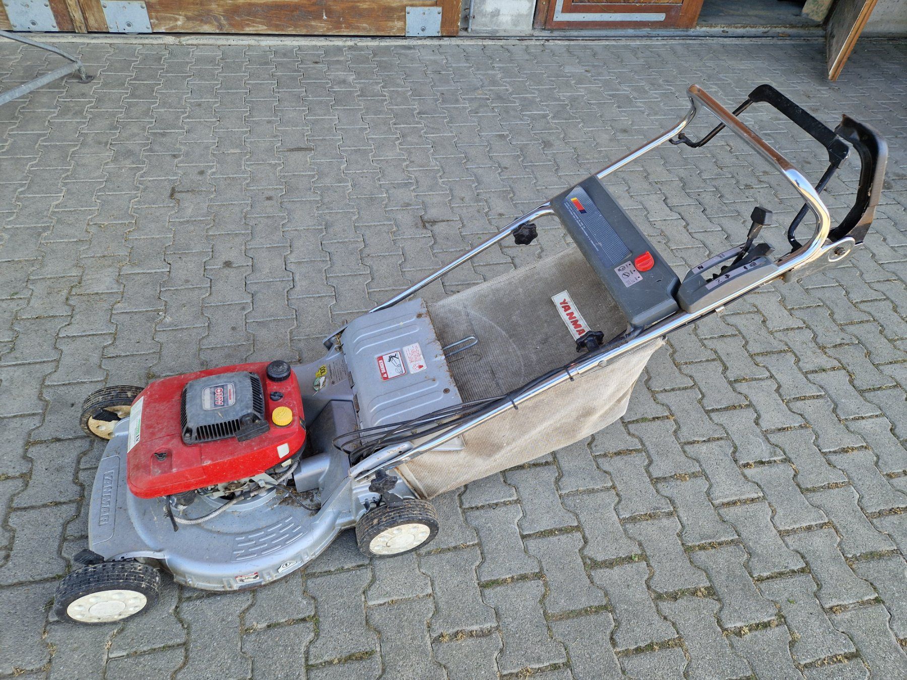 Tondeuses à gazon: Rasenmäher Yanmar – Défectueux à Roggwil TG par Rollingmaster
