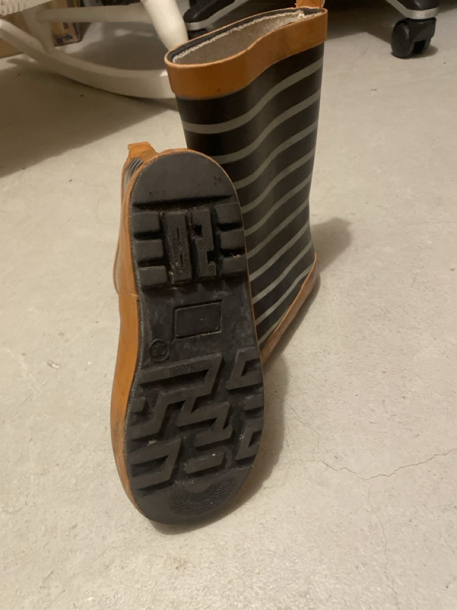 Scarpe per ragazzi: Gummistiefel Grösse 28 – Nuovo (secondo la descrizione) da Winterthur venduto da sLoerli 1