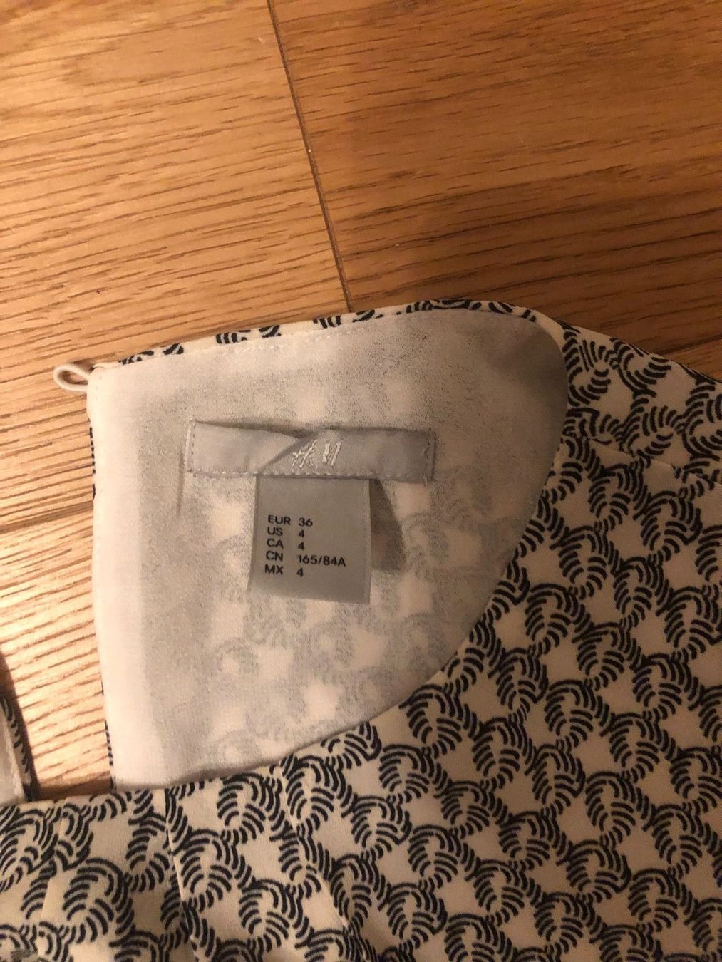 H&M Kleider: H&M Minikleid 36 – Gebraucht aus Pfaffhausen von Klaras_second_hand 2