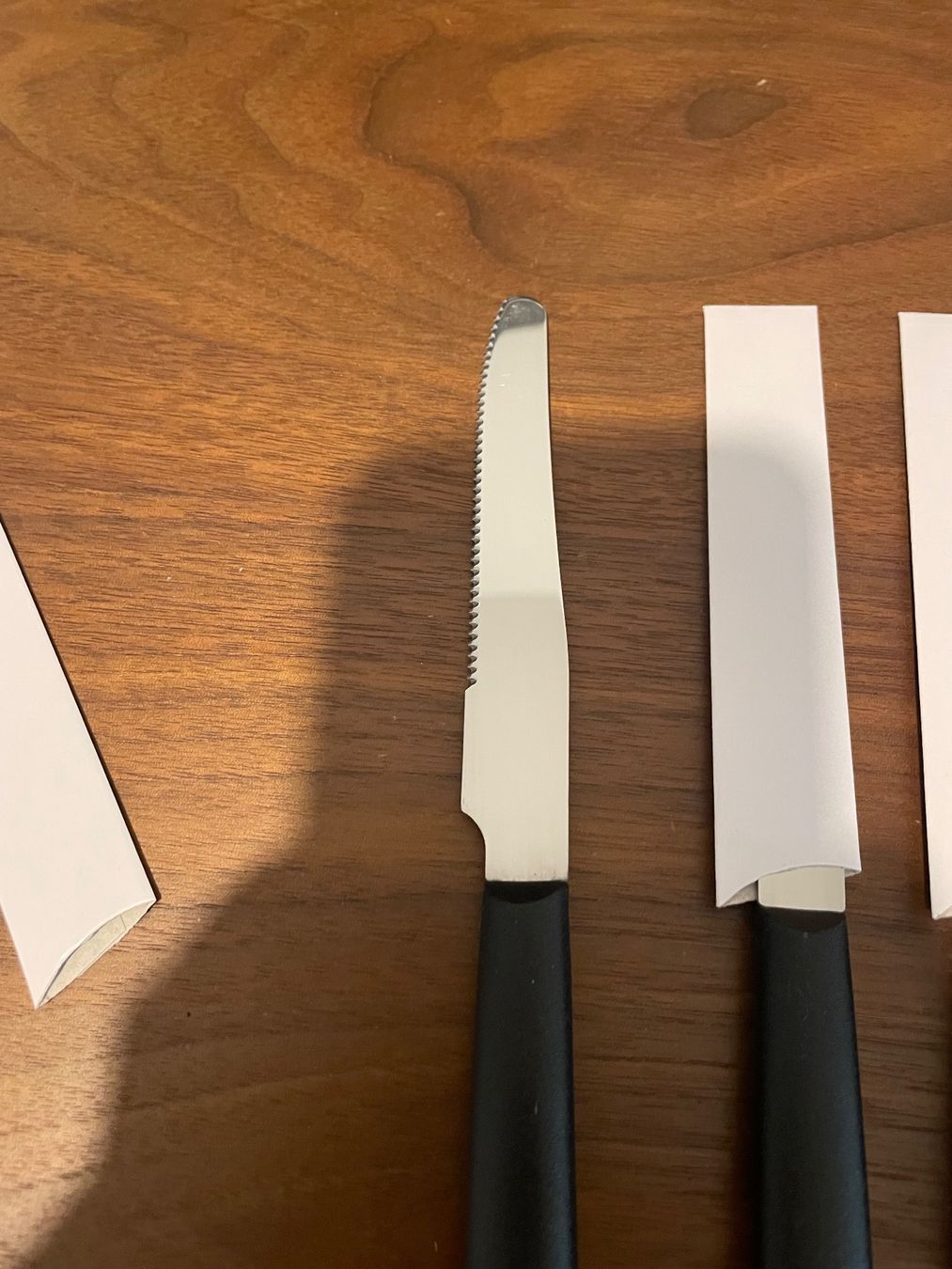 Coltelli: Tischmesser, Frühstücksmesser – Nuovo (secondo la descrizione) da Aarau venduto da Noah148