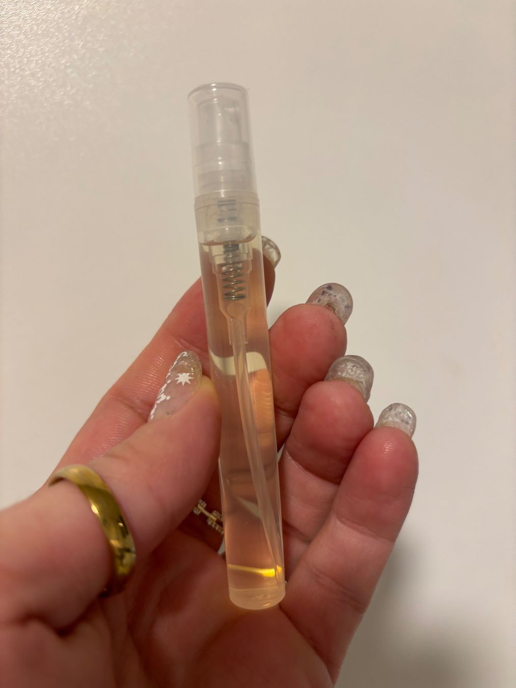 Parfums & Eau de Toilette: Paris Corner Mango Bliss EDP5ML Abfüllung – D'occasion à Zürich par deruja 1