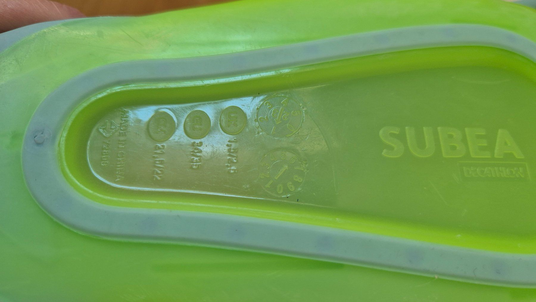 Decathlon Flossen, Masken & Schnorchel: Badeflossen SUBEA Grösse 34/35 – Gebraucht aus Mollis von Kekie 2