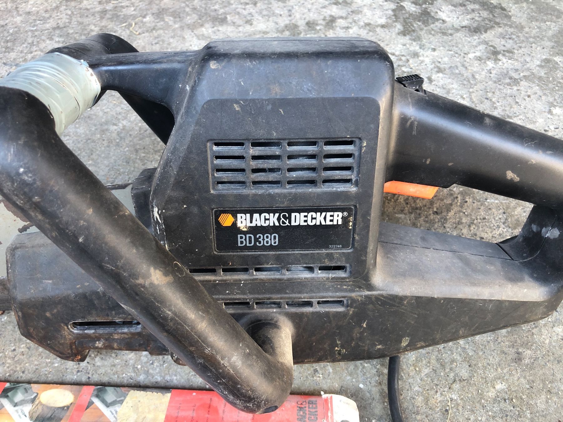 Scies: Scie Black&Decker BD 380 – D'occasion à Chénens par Touta1franc 1