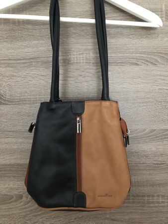 Rucksack/ Umhängtasche