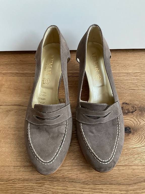 Scarpe da donna: raffinierte Pumps mit Keilabsatz, 37 – Usato da Luzern venduto da Juliette1907