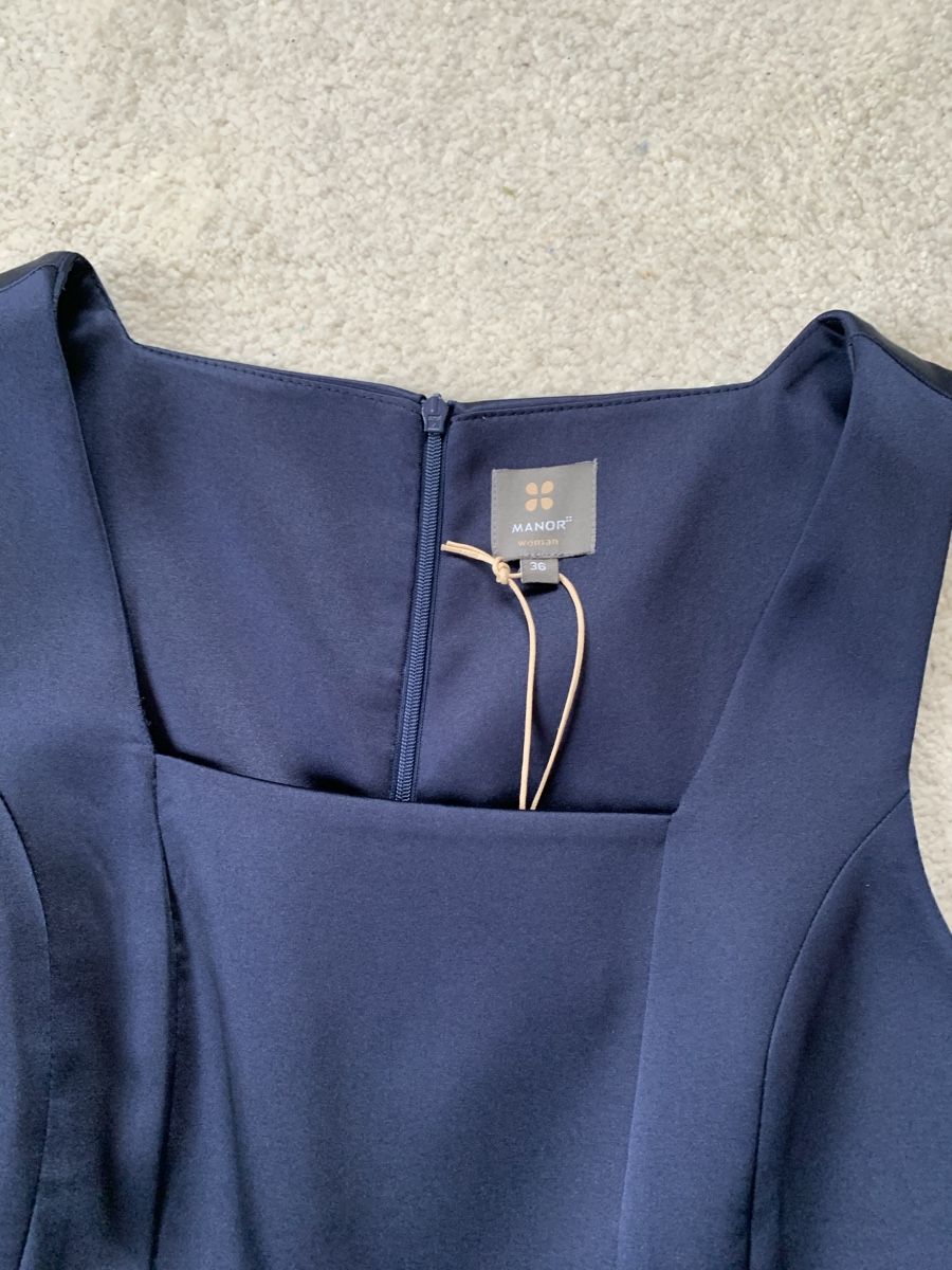 Manor Vestiti: Satin Etuikleid neu, Grösse 36/S, – Nuovo e nell'imballaggio originale da Sempach venduto da katzaana3 2