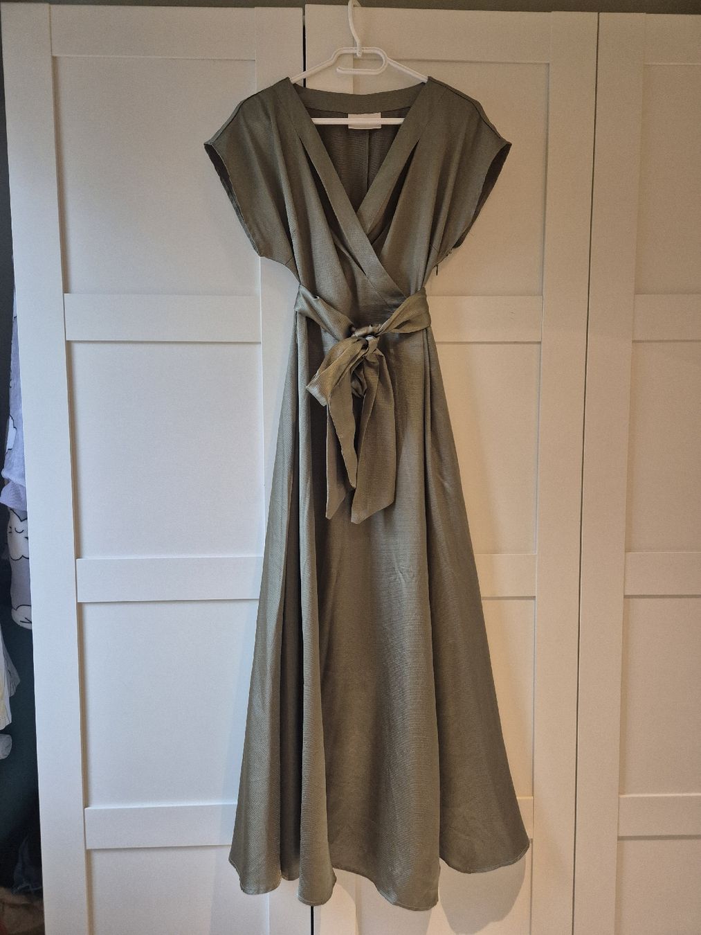 Cream Vestiti: Festkleid in olivegrün, 38/40 – Usato da Olten venduto da anschg 1