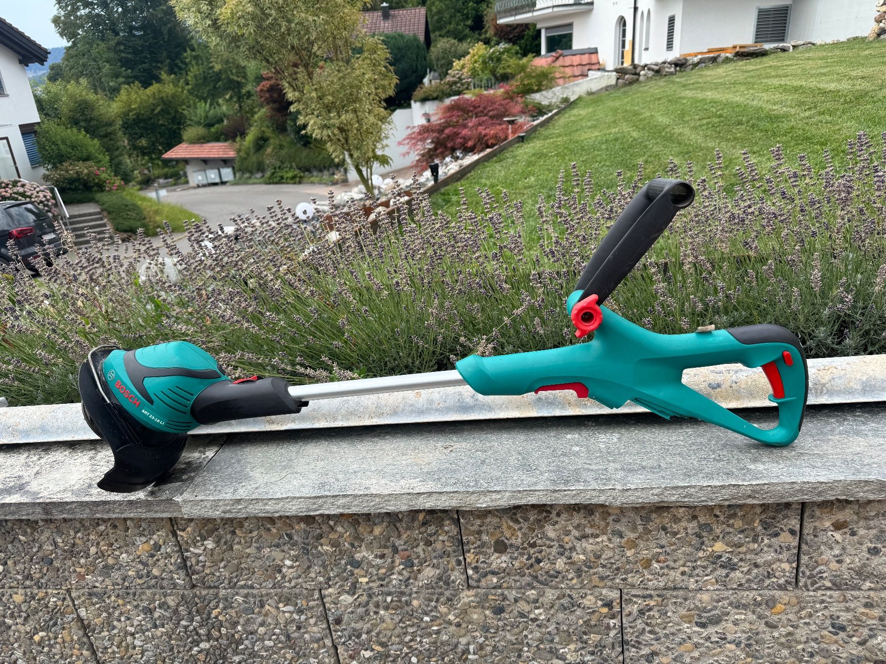 Bosch Tutti gli attrezzi: Bosch ART 23-18 Li Rasentrimmer – Difettoso da Uetliburg SG venduto da CostaTools