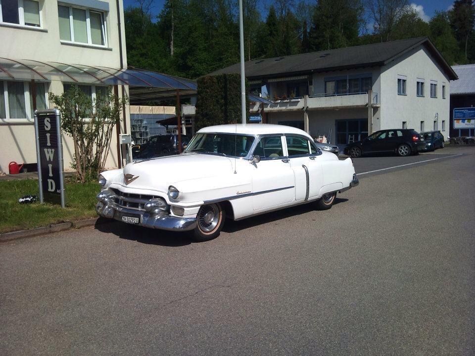 Cadillac Automobili: Cadillac Deville 53' – Usato da Wila venduto da East-Wila.Trading_Co 2