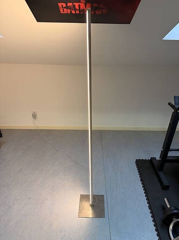 Lampen: LED-Stehlampe – Gebraucht aus Muttenz von chr_sn22 1