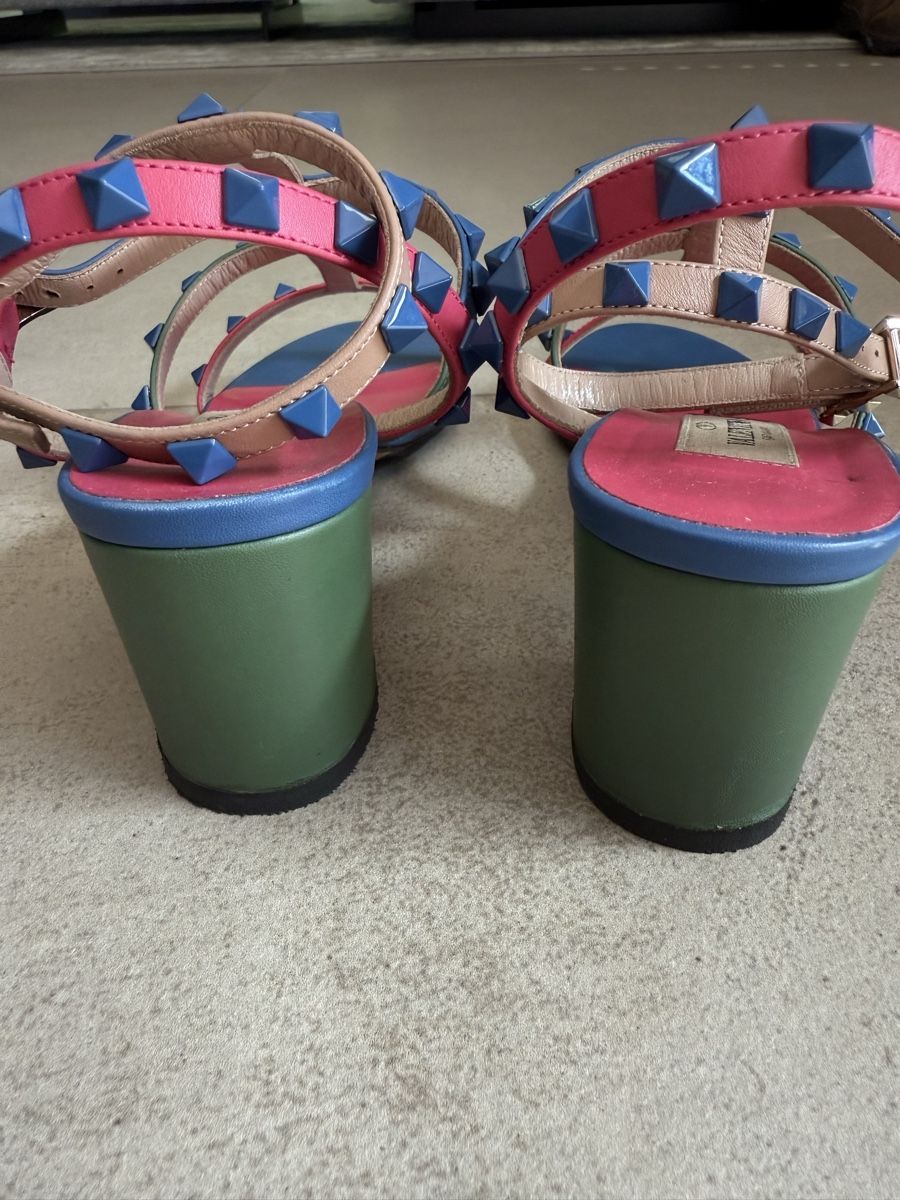 Valentino Damenschuhe: Valentino Rockstud sandals size 37 – Neu (gemäss Beschreibung) aus Cologny von sab_xh7v 4