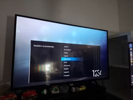 Phillips 42" Smart TV