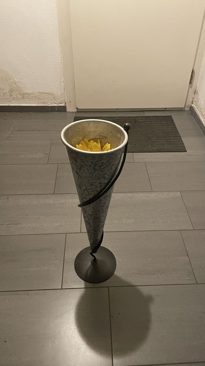 Vasen & Gefässe: Blumenvase  – Gebraucht aus Watt von One_cond