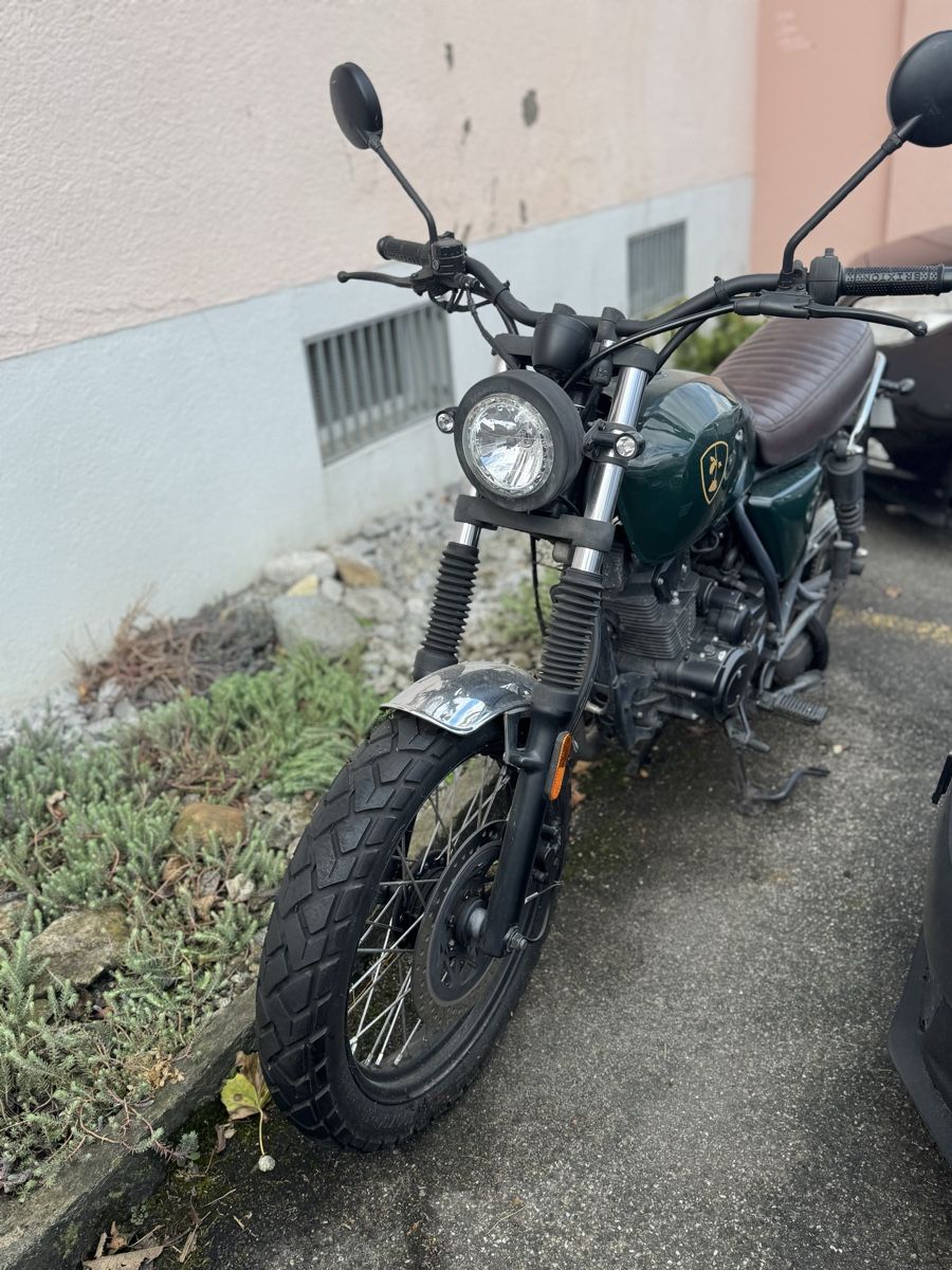 Brixton Motorcycles Sonstige: Brixton Cromwell 125cc - Excellent Condition - Bargain! – Neu (gemäss Beschreibung) aus Möriken AG von Br369