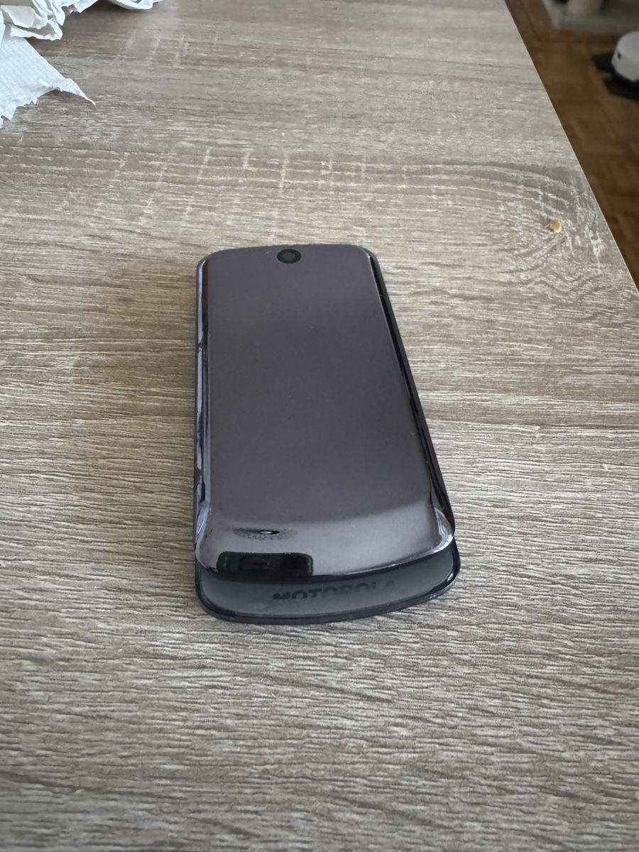 Motorola Telefoni cellulari / Smartphones: Motorola Gleam – Usato da Vevey venduto da Eiden77