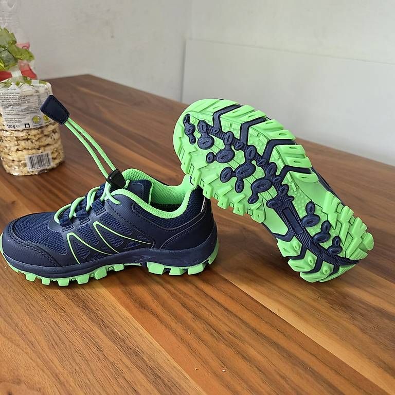 46 Nord Chaussures garçon: Wanderschuhe 46N - Grösse 29 – Neuf avec emballage d'origine à Hägendorf par PRvR 1